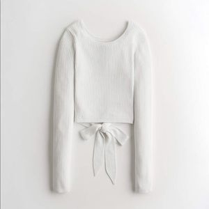 Hollister Reversible Tie-Hem Crewneck Sweater